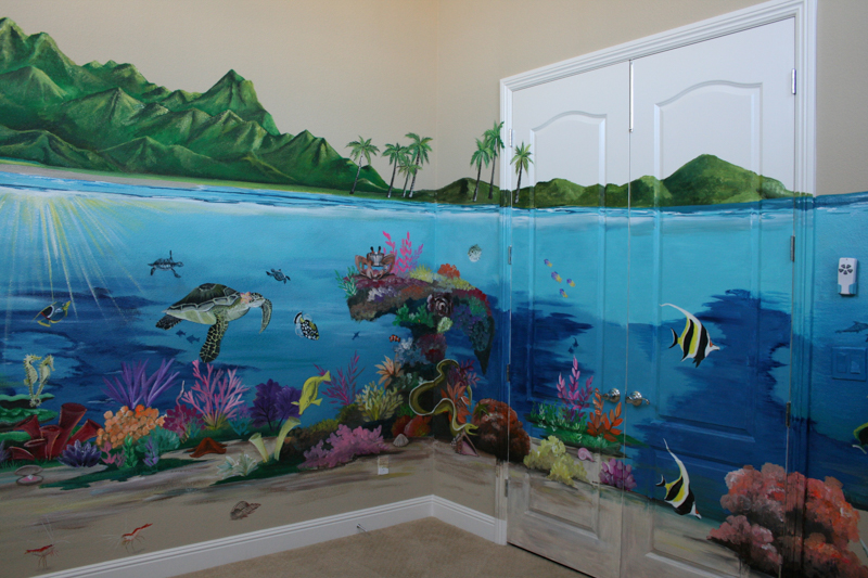 Underwater mural for a children's playroom, with fish, turtles, corals